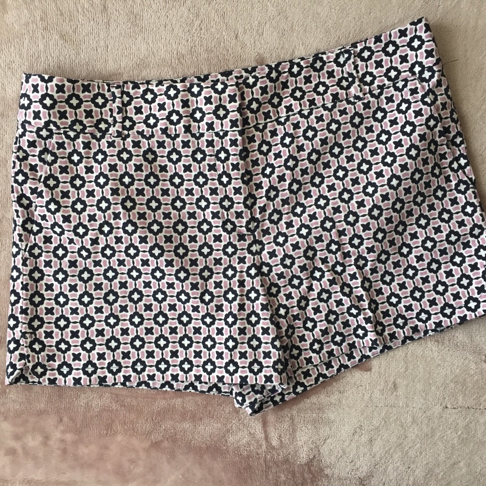 LOFT Geometric Print Riviera Shorts - Size 12